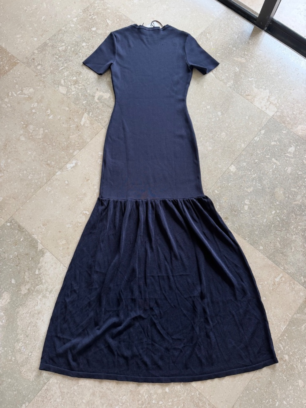 Dress - Picture 3 of 6
